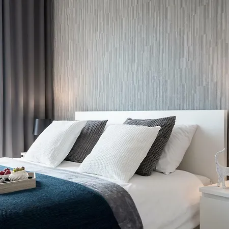 Lejlighedshotel Art River View 3*