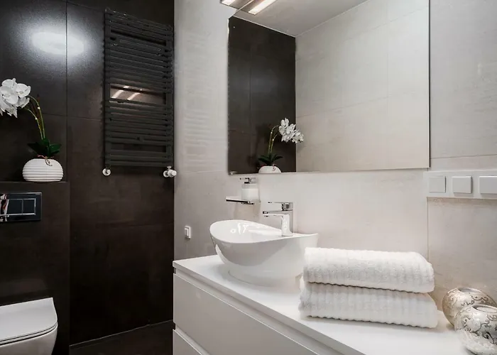 Art River View Lägenhetshotell Wrocław