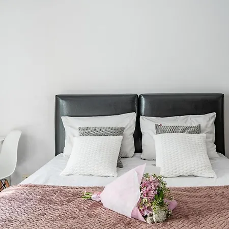 Art River View Ξενοδοχείο με διαμερίσματα Βρότσλαβ