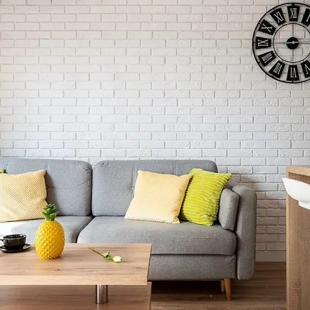 Ξενοδοχείο με διαμερίσματα Art River View 3*