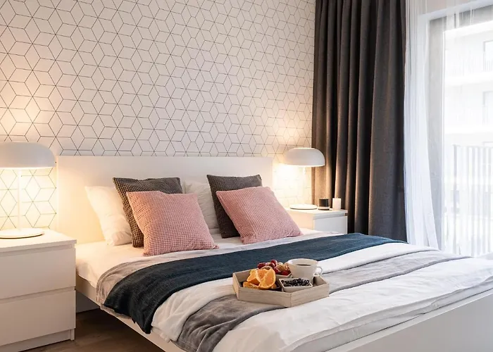 Апарт-готель Art River View 3*