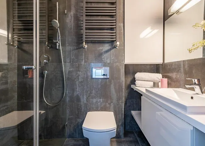 Art River View 3* Вроцлав