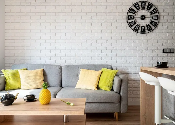 Aparthotel Art River View 3*