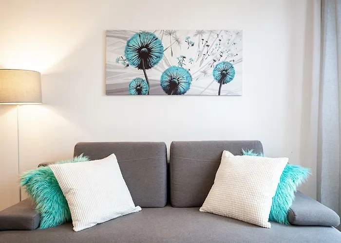 Art River View Aparthotel