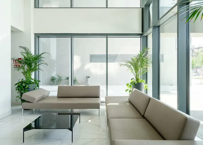 Art River View Aparthotel 3*